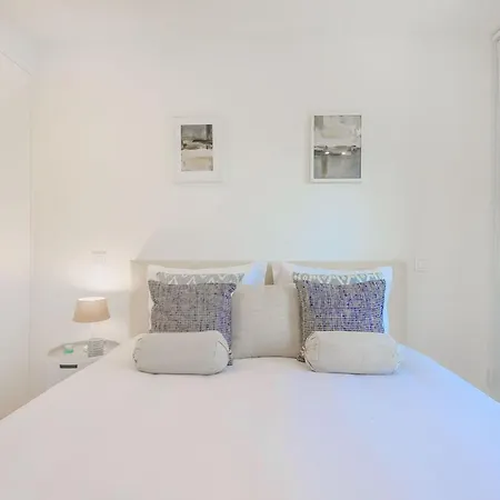 Apartment Elegant Retreat Porto