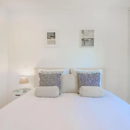 Elegant Retreat Porto