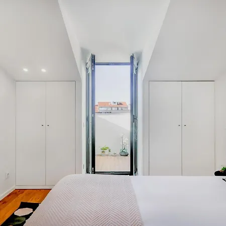 Elegant Retreat Apartment