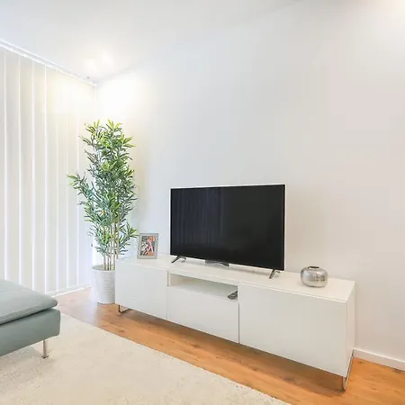 Apartment Elegant Retreat Porto