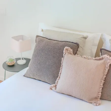 Elegant Retreat Апартаменты *