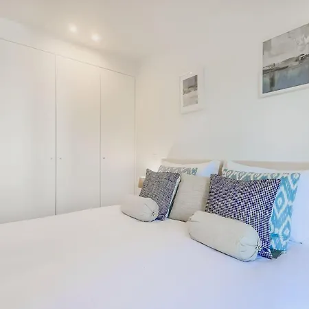Apartment Elegant Retreat Porto